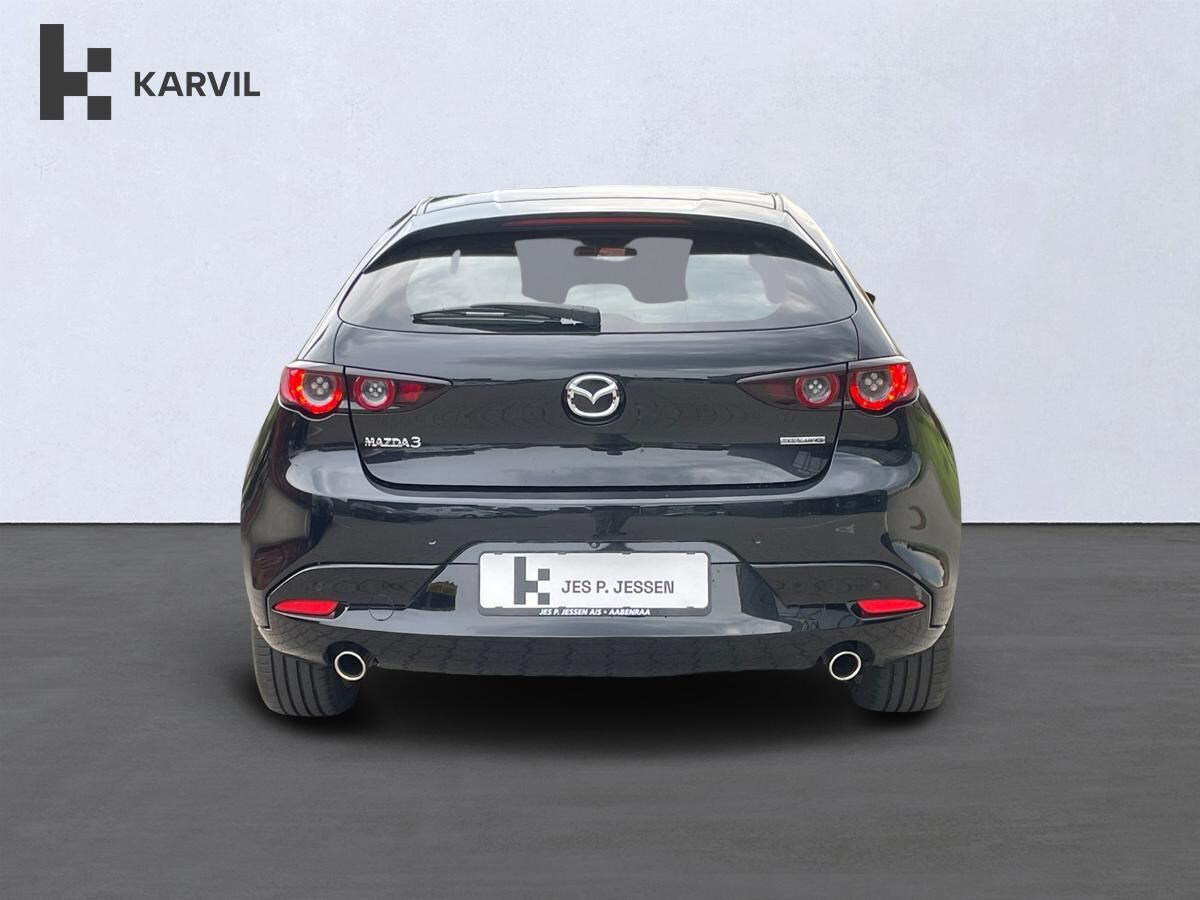 Billede af Mazda 3 2,0 Skyactiv-G Sky m. Technology Pack 150HK 5d Man. 