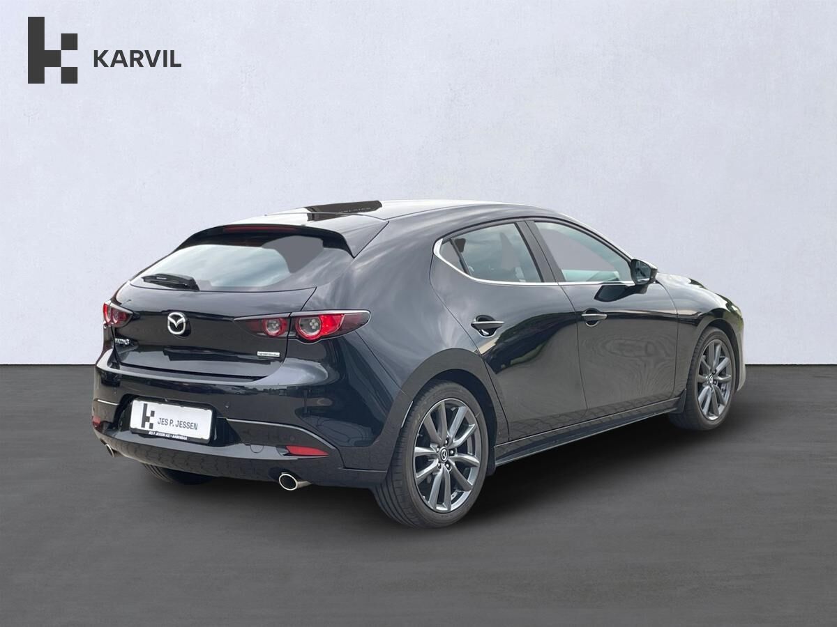 Billede af Mazda 3 2,0 Skyactiv-G Sky m. Technology Pack 150HK 5d Man. 