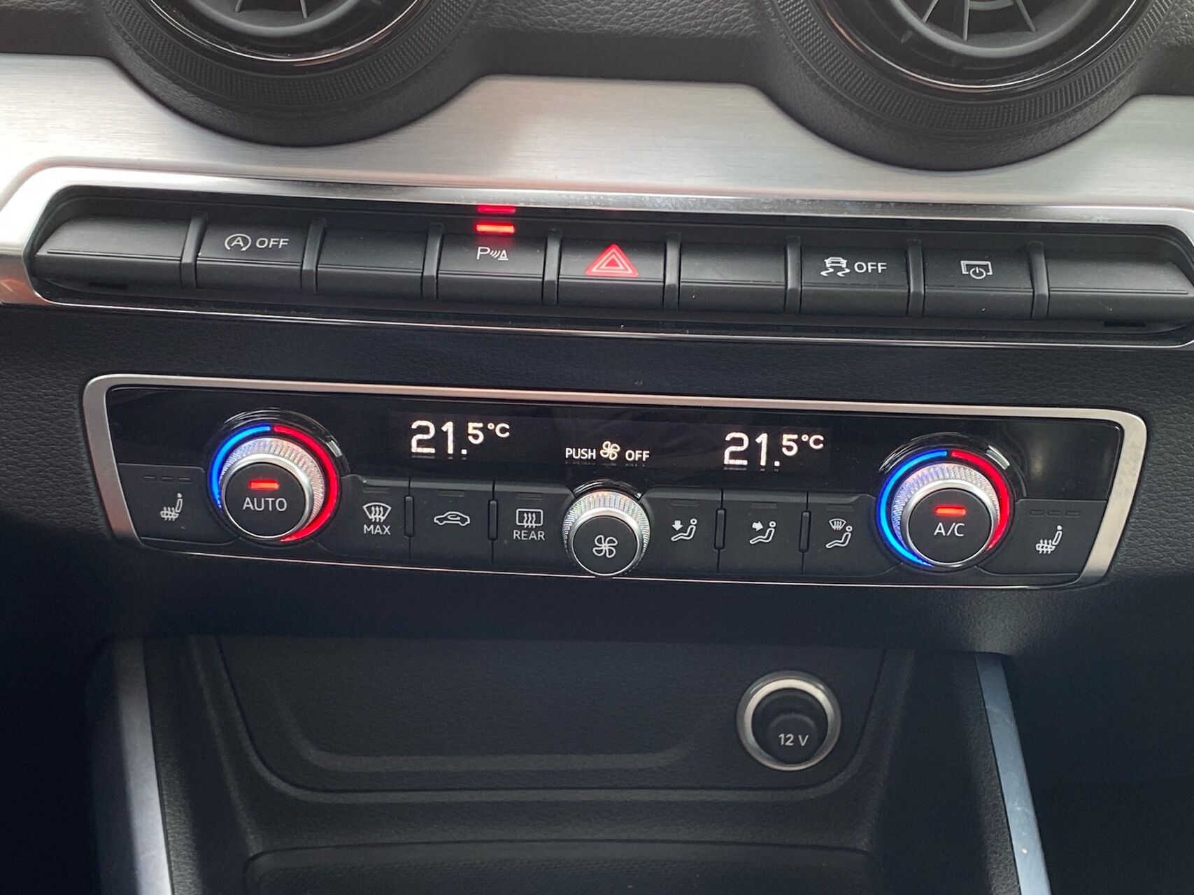 Billede af Audi Q2 2,0 TDI Sport Quat S Tron 190HK 5d 7g Aut.
