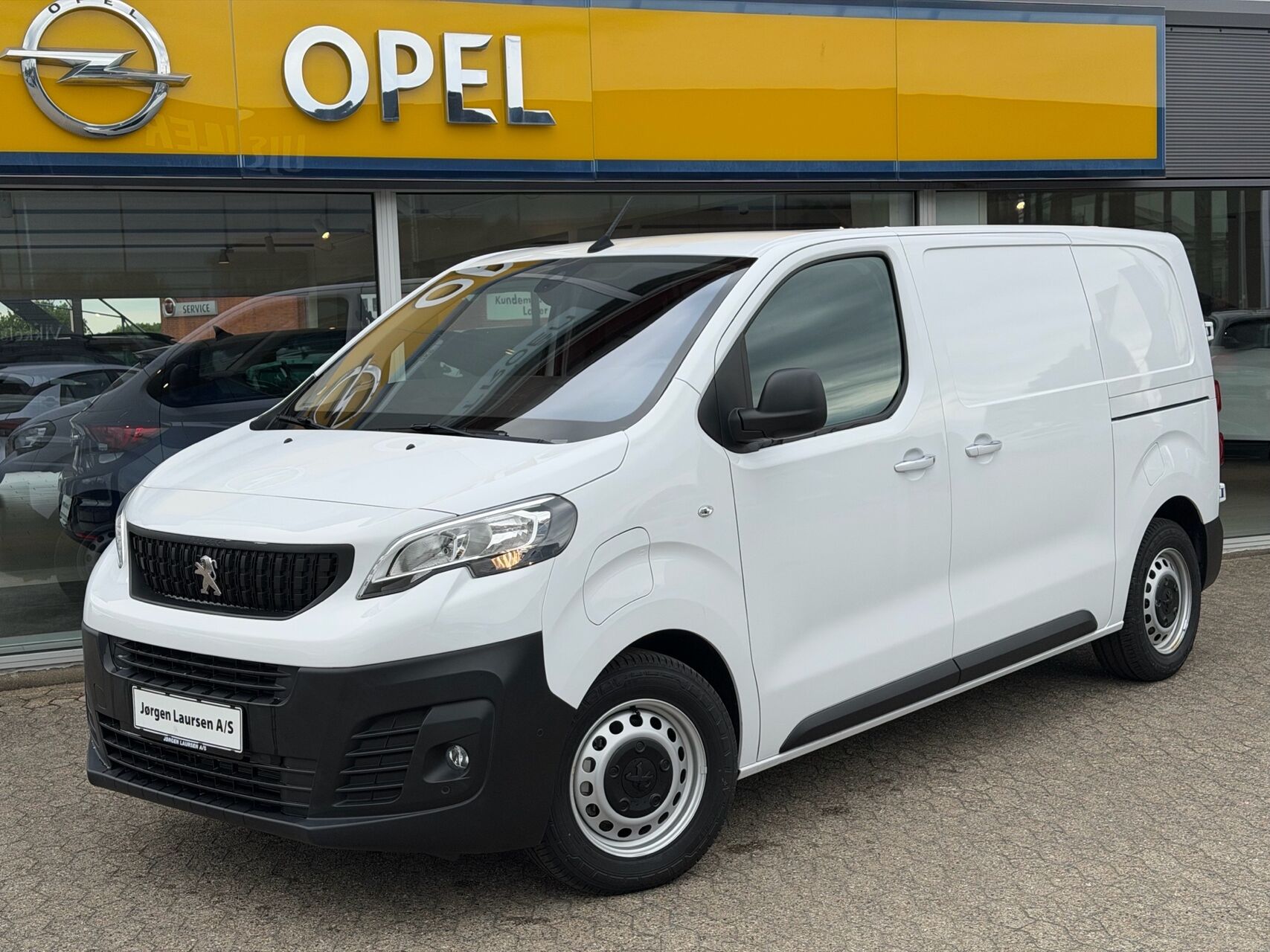 Billede af Peugeot e-Expert L2 EL Plus 136HK Van Aut.
