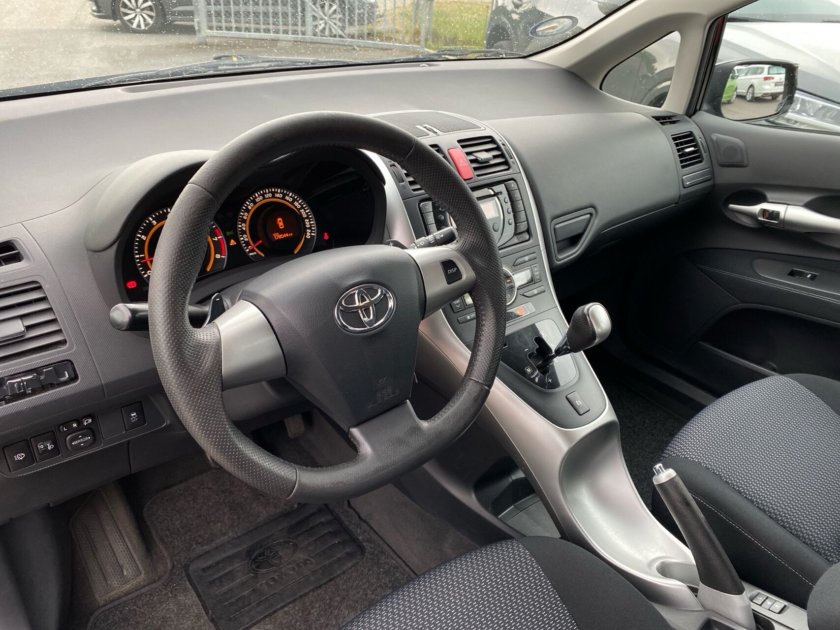 Billede af Toyota Auris 1,6 5D.aut. 132HK 5d