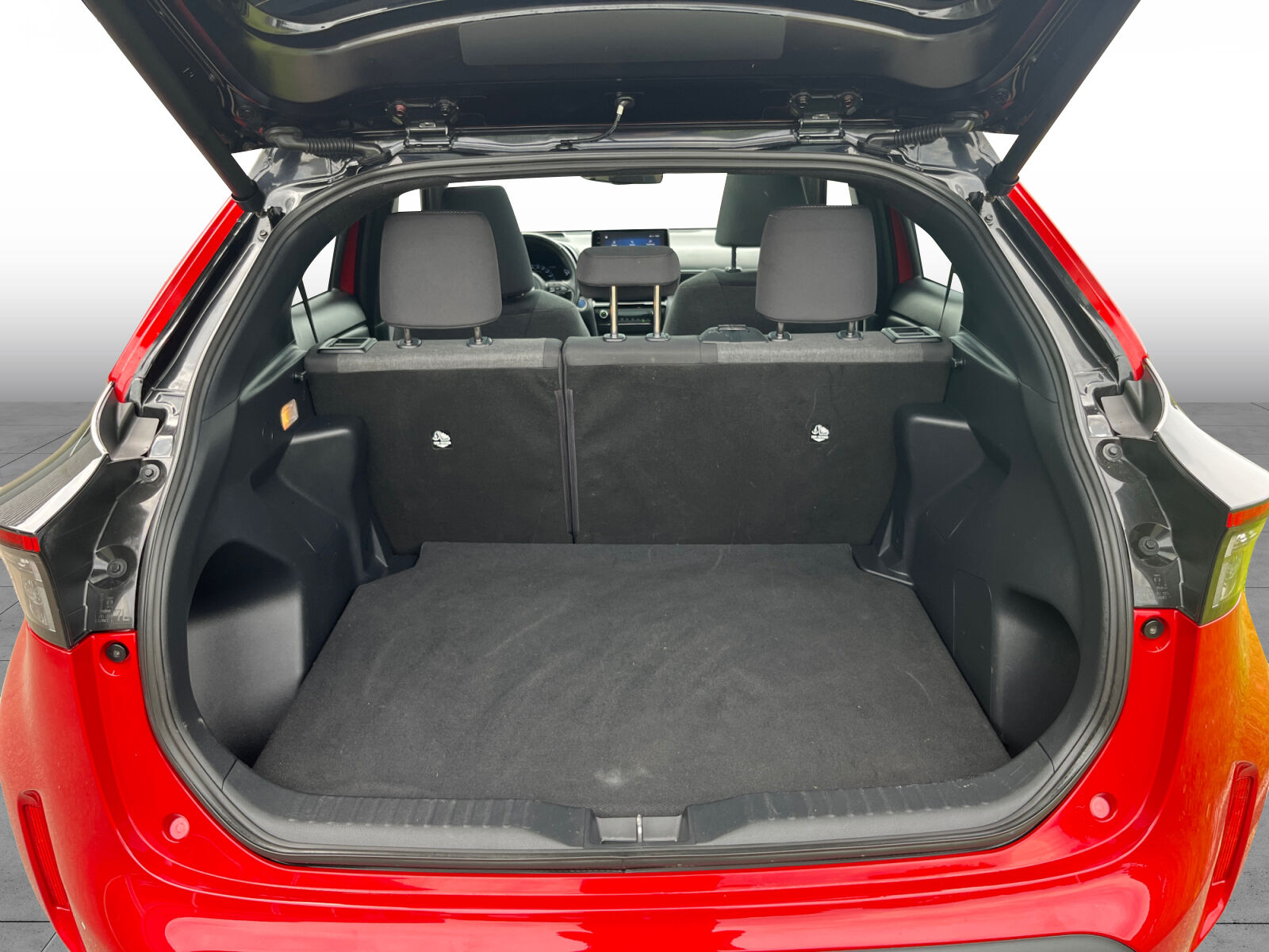 Billede af Toyota Yaris Cross 1,5 Hybrid Style Bi-tone 116HK 5d Trinl. Gear