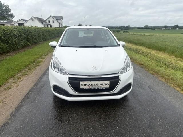 Billede af Peugeot 208 1,2 VTi Plus 82HK 5d