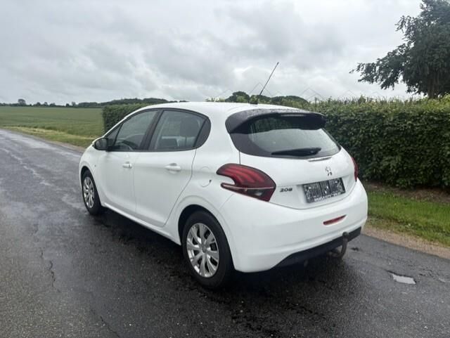 Billede af Peugeot 208 1,2 VTi Plus 82HK 5d