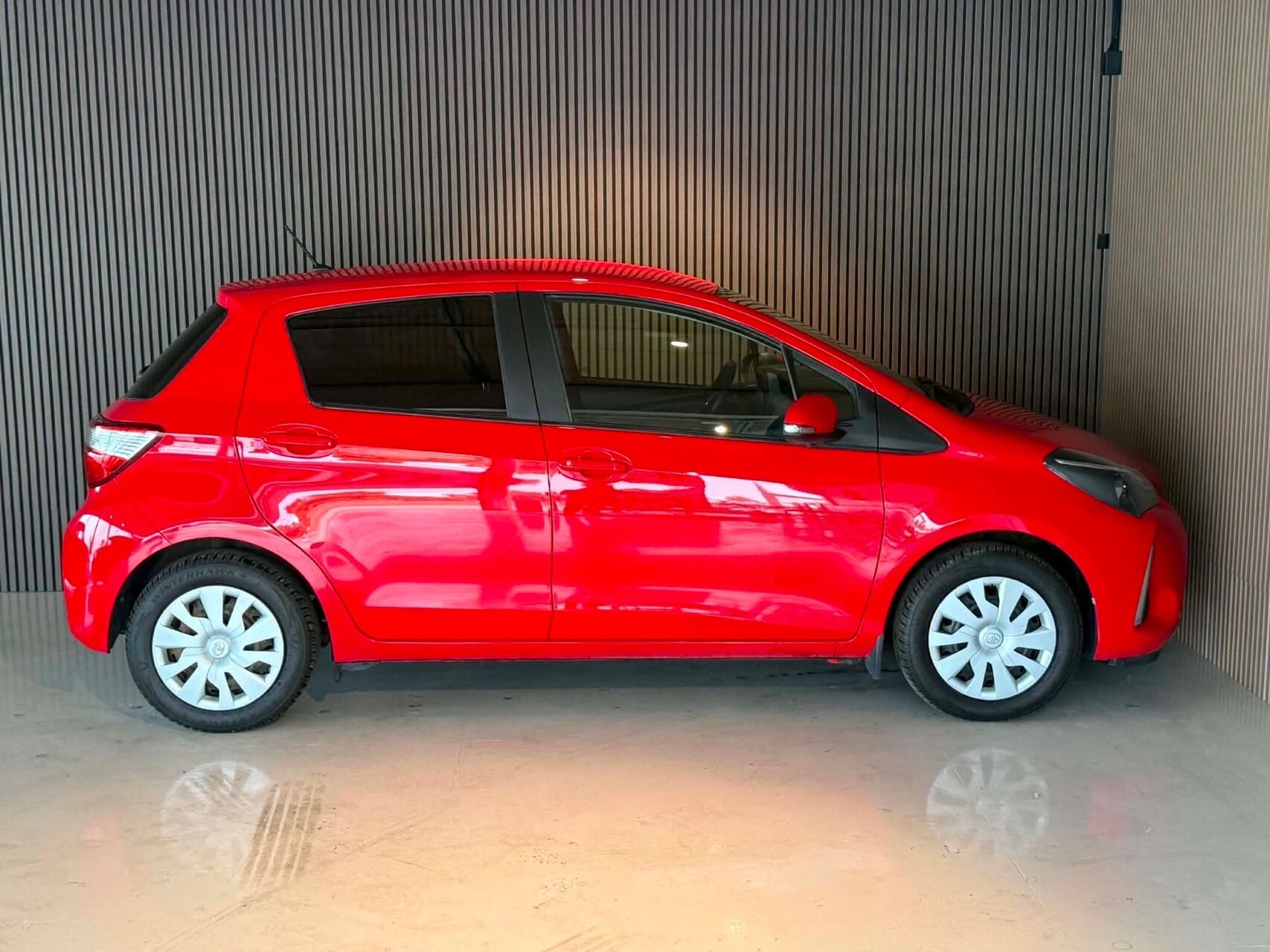 Billede af Toyota Yaris 1,0 VVT-I T1 Style 69HK 5d