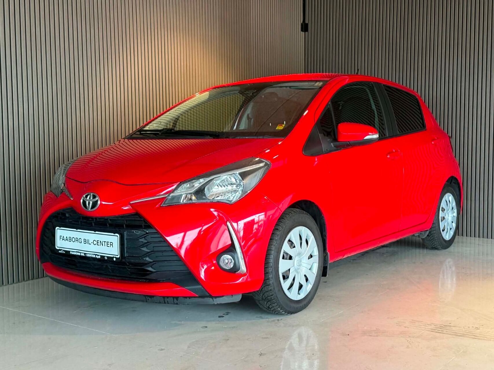 Billede af Toyota Yaris 1,0 VVT-I T1 Style 69HK 5d