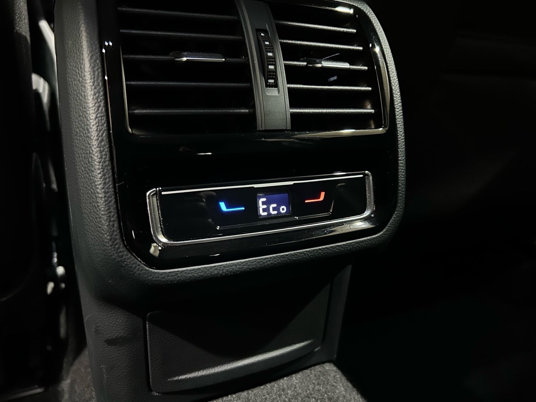Billede af VW Passat Variant 1,4 TSI  Plugin-hybrid GTE DSG 218HK Stc 6g Aut.
