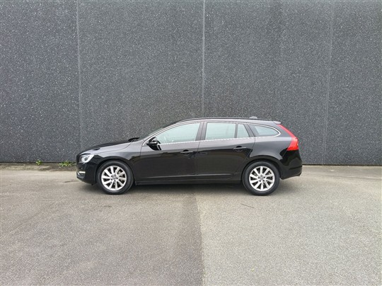 Volvo V60 2,0 D3 Momentum 150HK Stc 6g Aut.