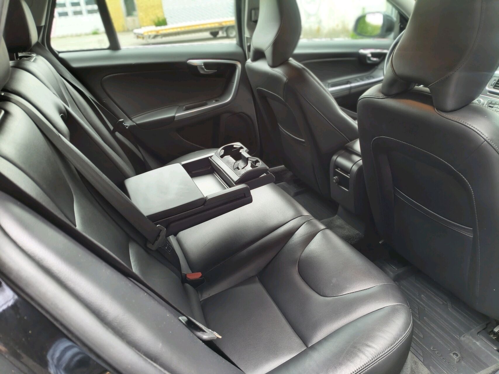 Billede af Volvo V60 2,0 D3 Momentum 150HK Stc 6g Aut.
