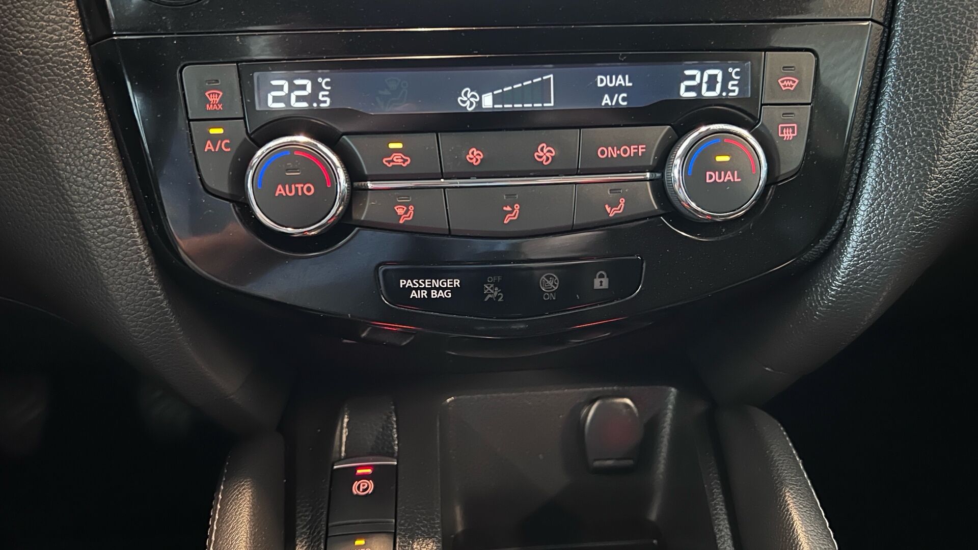Billede af Nissan Qashqai 1,2 Dig-T Tekna 115HK 5d 6g