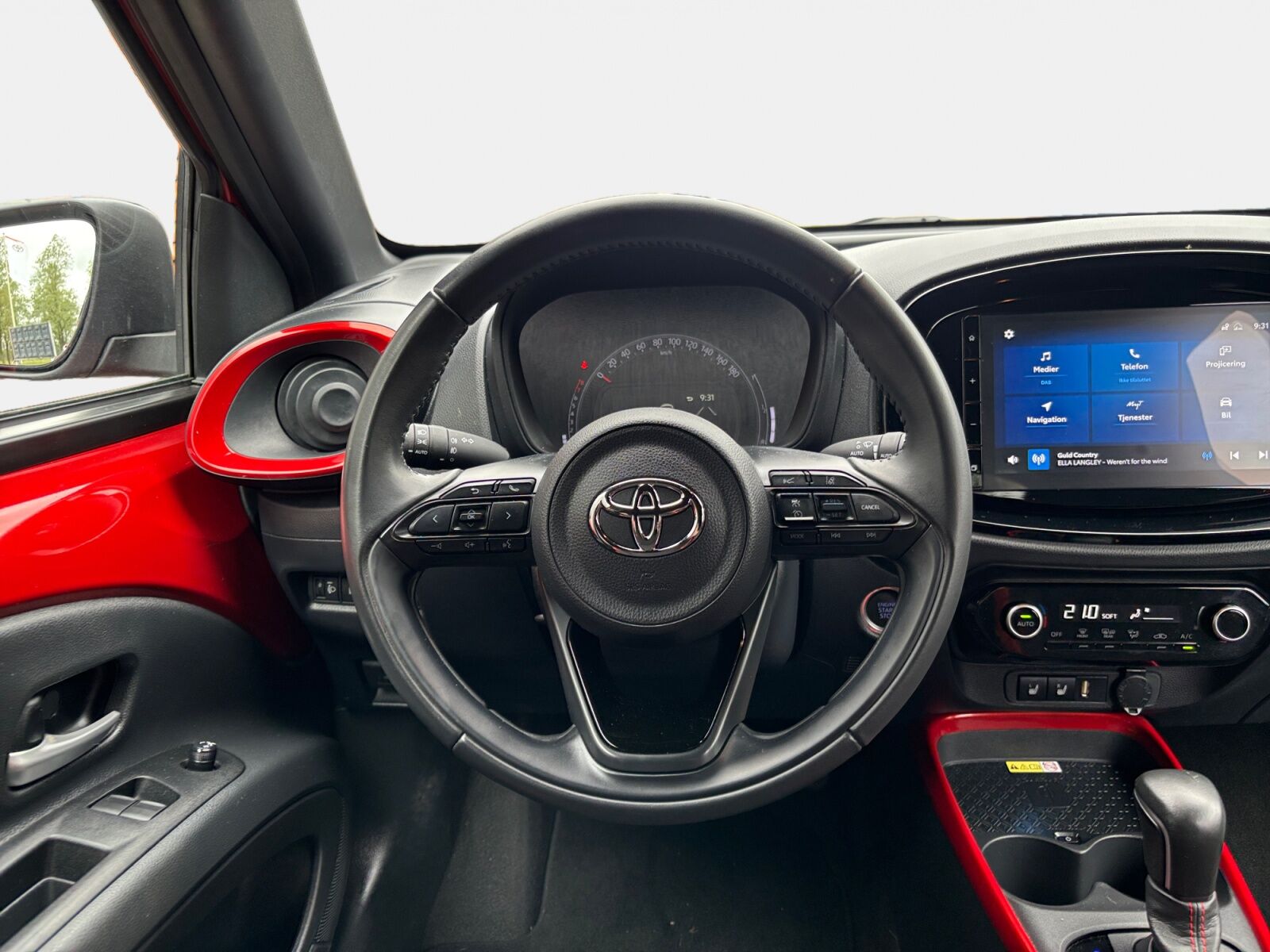 Billede af Toyota Aygo X 1,0 VVT-I Pulse 72HK 5d Aut.