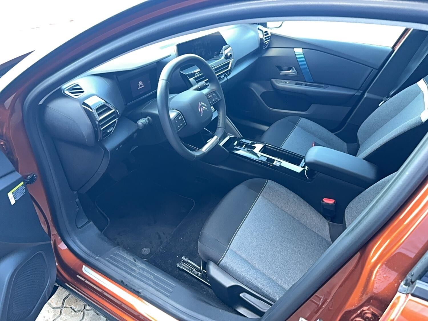 Billede af Citroën e-C4 EL Iconic 136HK 5d Aut.