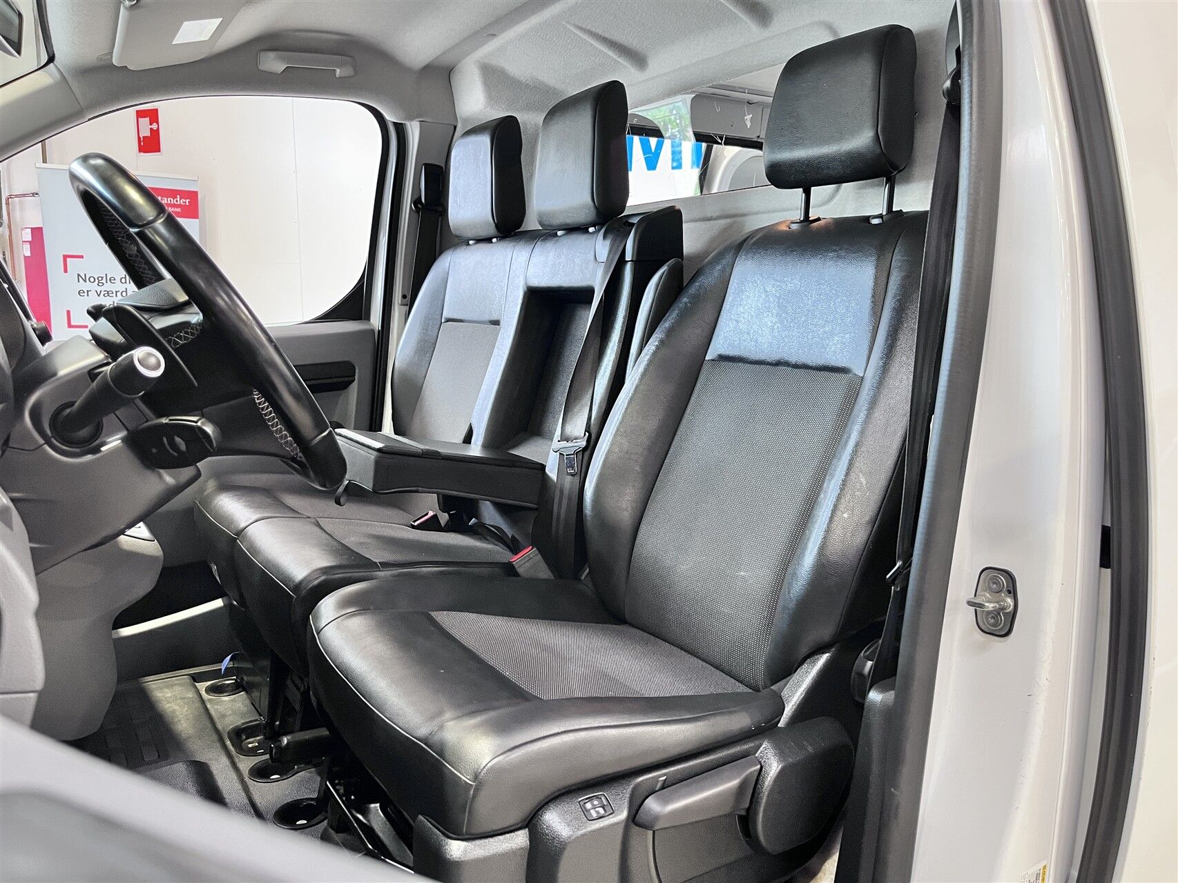 Billede af Toyota Proace Long 2,0 D Comfort Master 122HK Van Aut. 