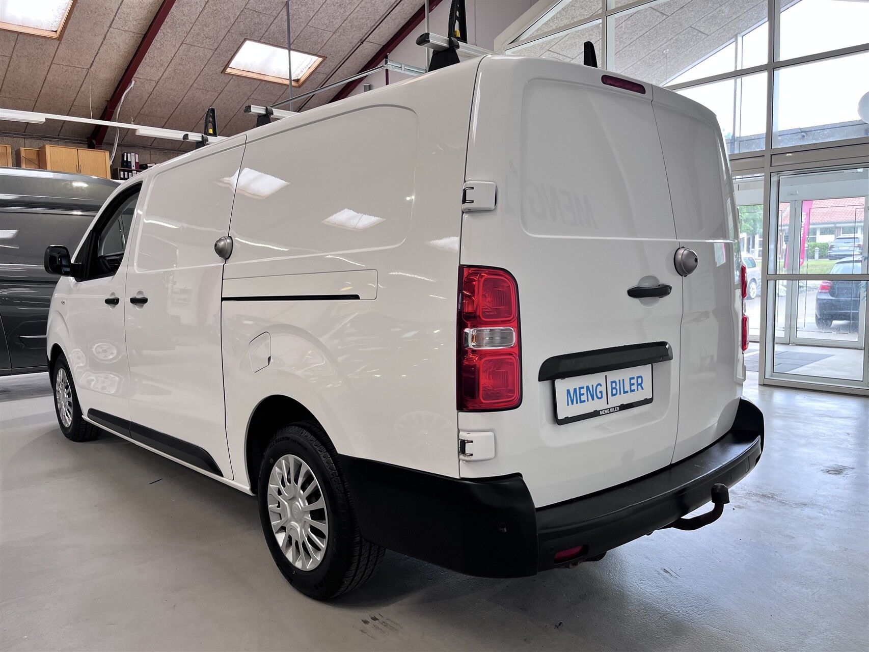 Billede af Toyota Proace Long 2,0 D Comfort Master 122HK Van Aut. 