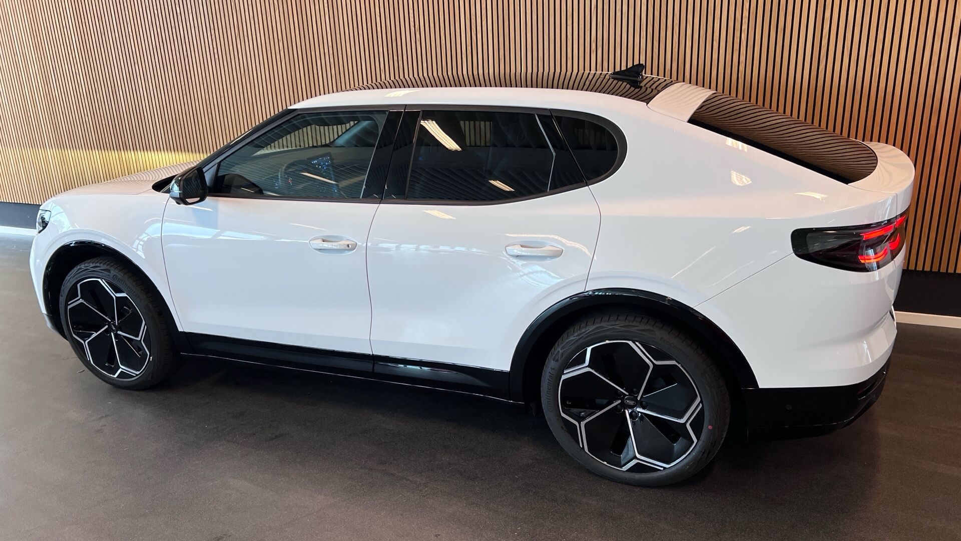 Billede af Ford Capri EL UR Premium AWD 340HK 5d Aut.