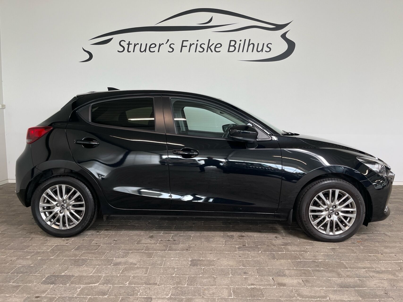 Billede af Mazda 2 1,5 Skyactiv-G Cosmo 90HK 5d 6g Aut.