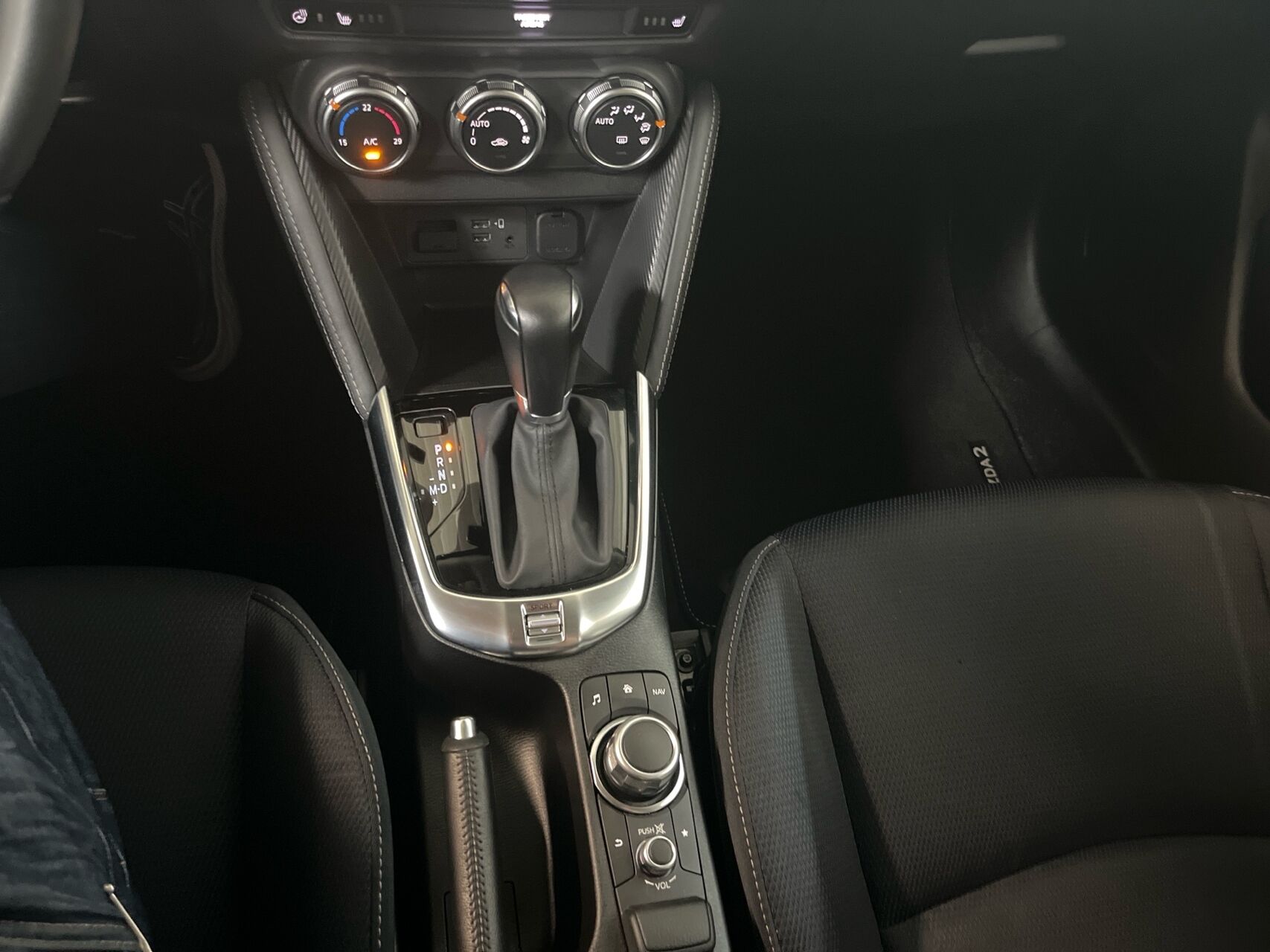 Billede af Mazda 2 1,5 Skyactiv-G Cosmo 90HK 5d 6g Aut.