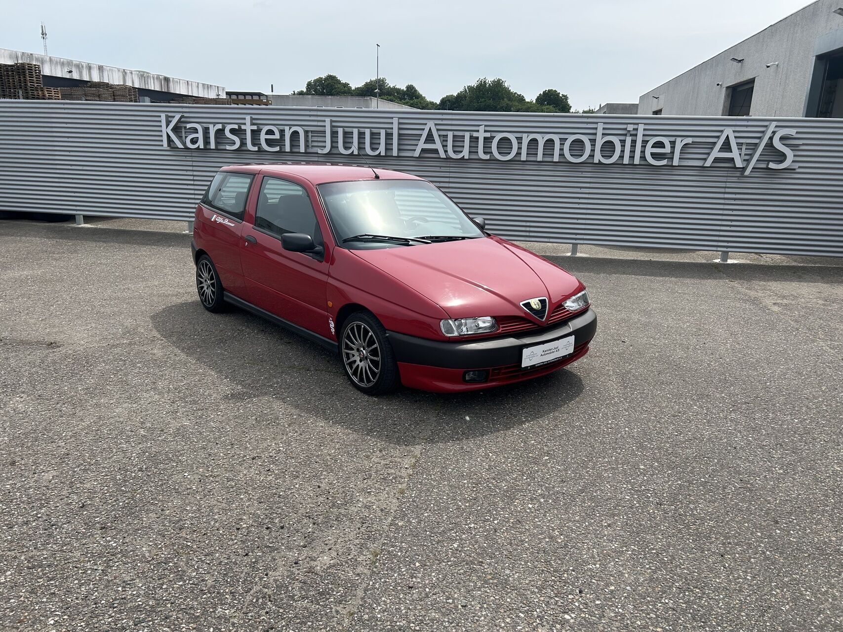 Alfa Romeo 145