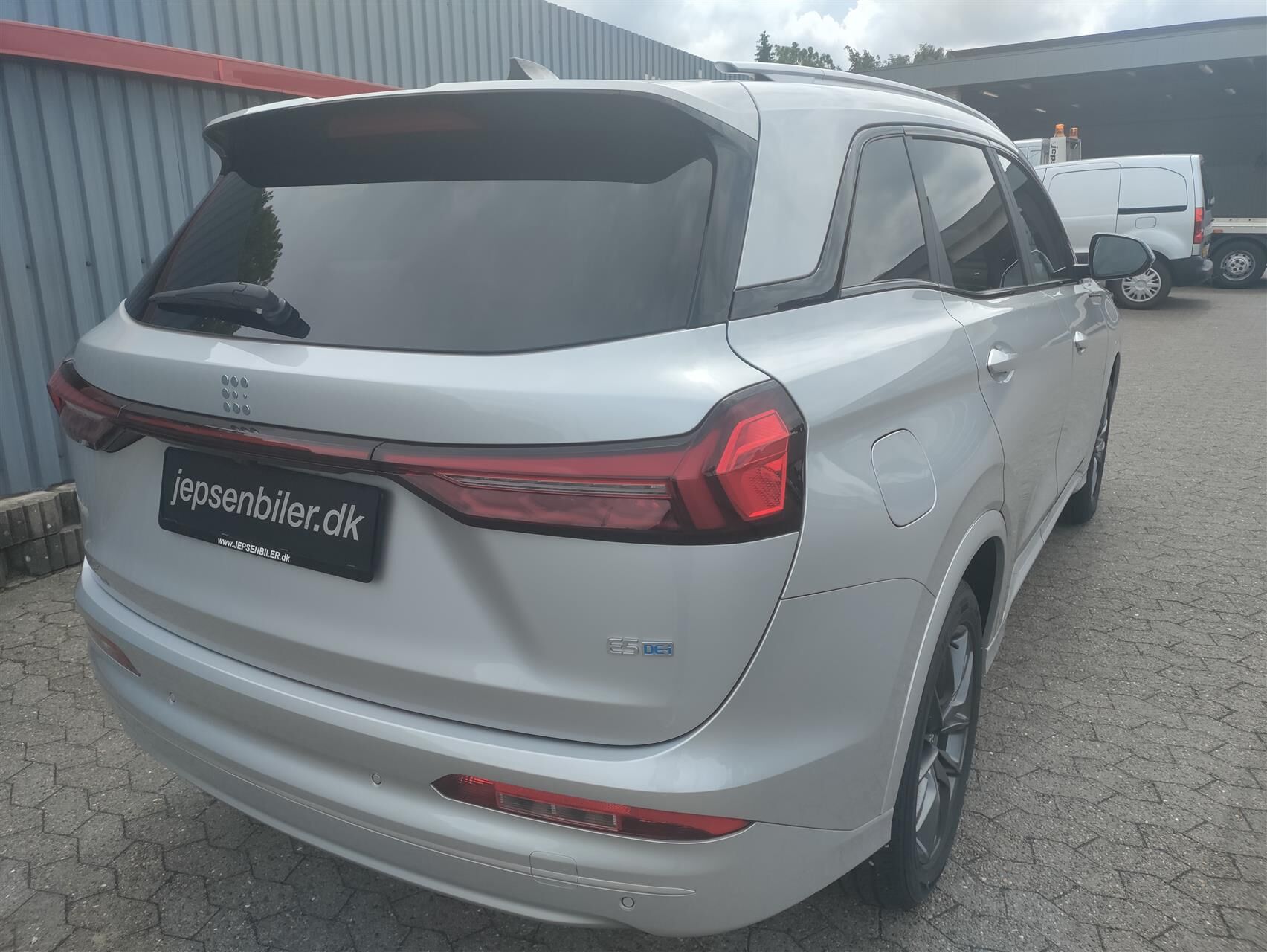 Billede af Navor E5 1,5 Plugin-hybrid Rock E-CVT 218HK 5d Aut.