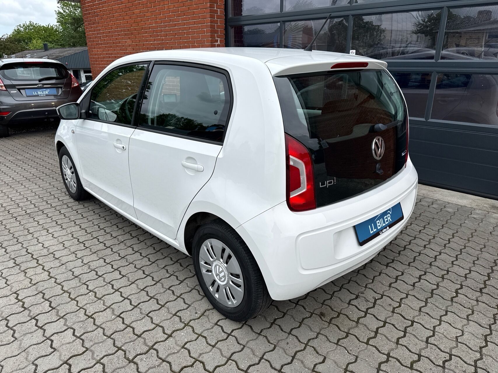 Billede af VW up 1,0 MPI BMT Move 60HK 5d