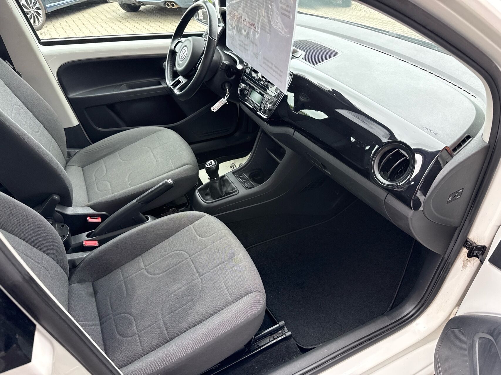 Billede af VW up 1,0 MPI BMT Move 60HK 5d