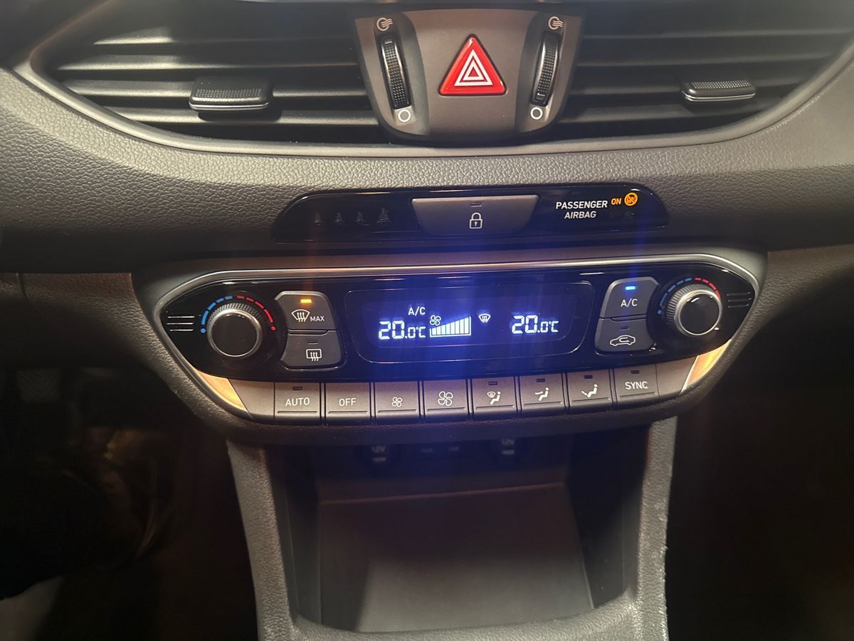Billede af Hyundai i30 Cw 1,0 T-GDI Life Komfort 120HK Stc 6g