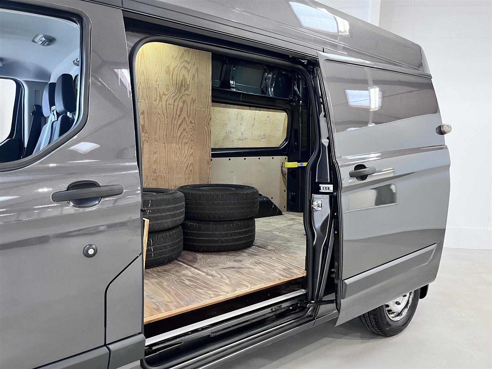 Billede af Ford Transit Custom 310 L2H1 2,2 TDCi Trend 125HK Van 6g