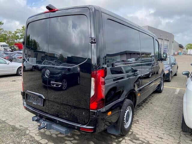 Billede af Mercedes-Benz Sprinter 319 2,0 CDI A2 H2 RWD 9G-Tronic 190HK Van Aut.