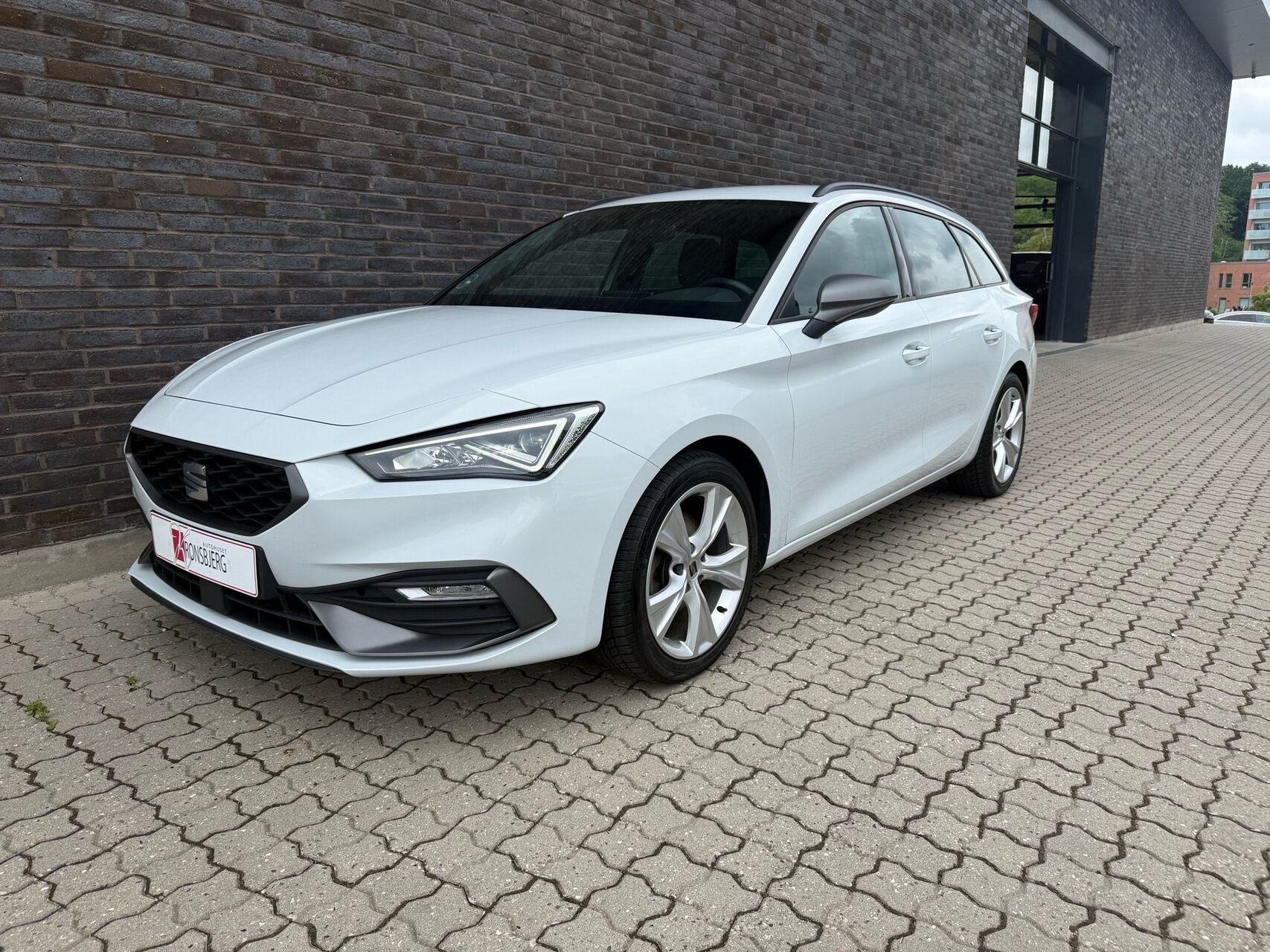 Billede af Seat Leon Sportstourer 1,5 e-TSI  Mild hybrid FR DSG 150HK Stc 7g Aut.