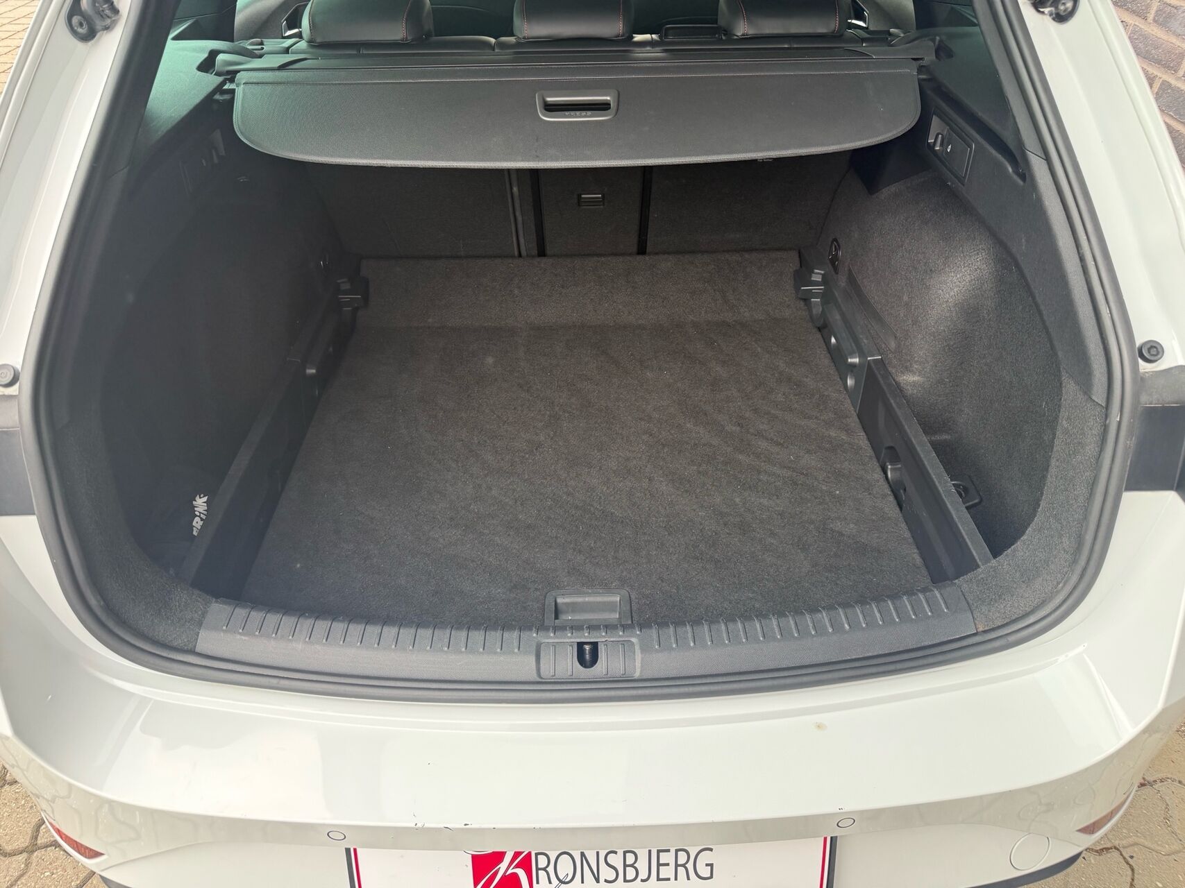 Billede af Seat Leon Sportstourer 1,5 e-TSI  Mild hybrid FR DSG 150HK Stc 7g Aut.