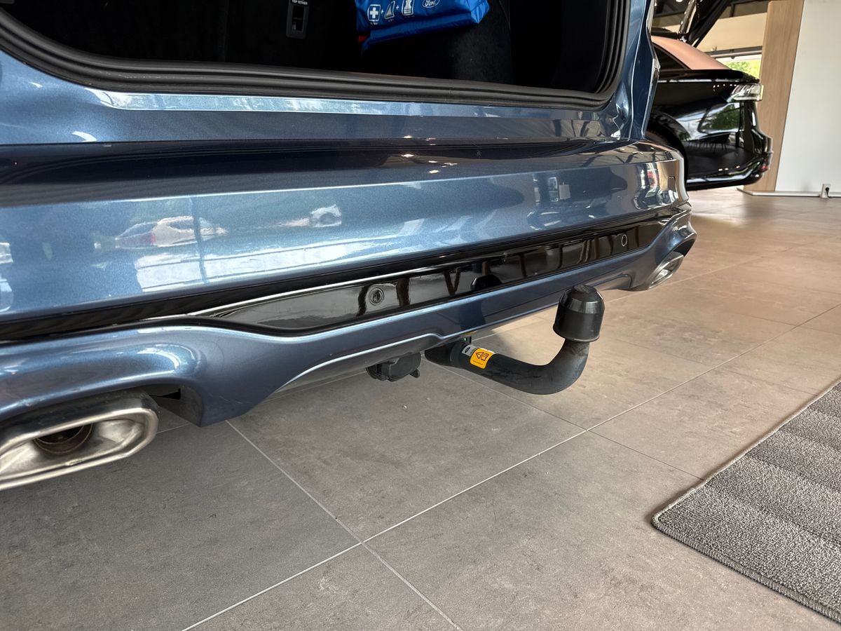 Billede af Ford Kuga 2,5 Plugin-hybrid ST-Line X CVT 225HK 5d Trinl. Gear