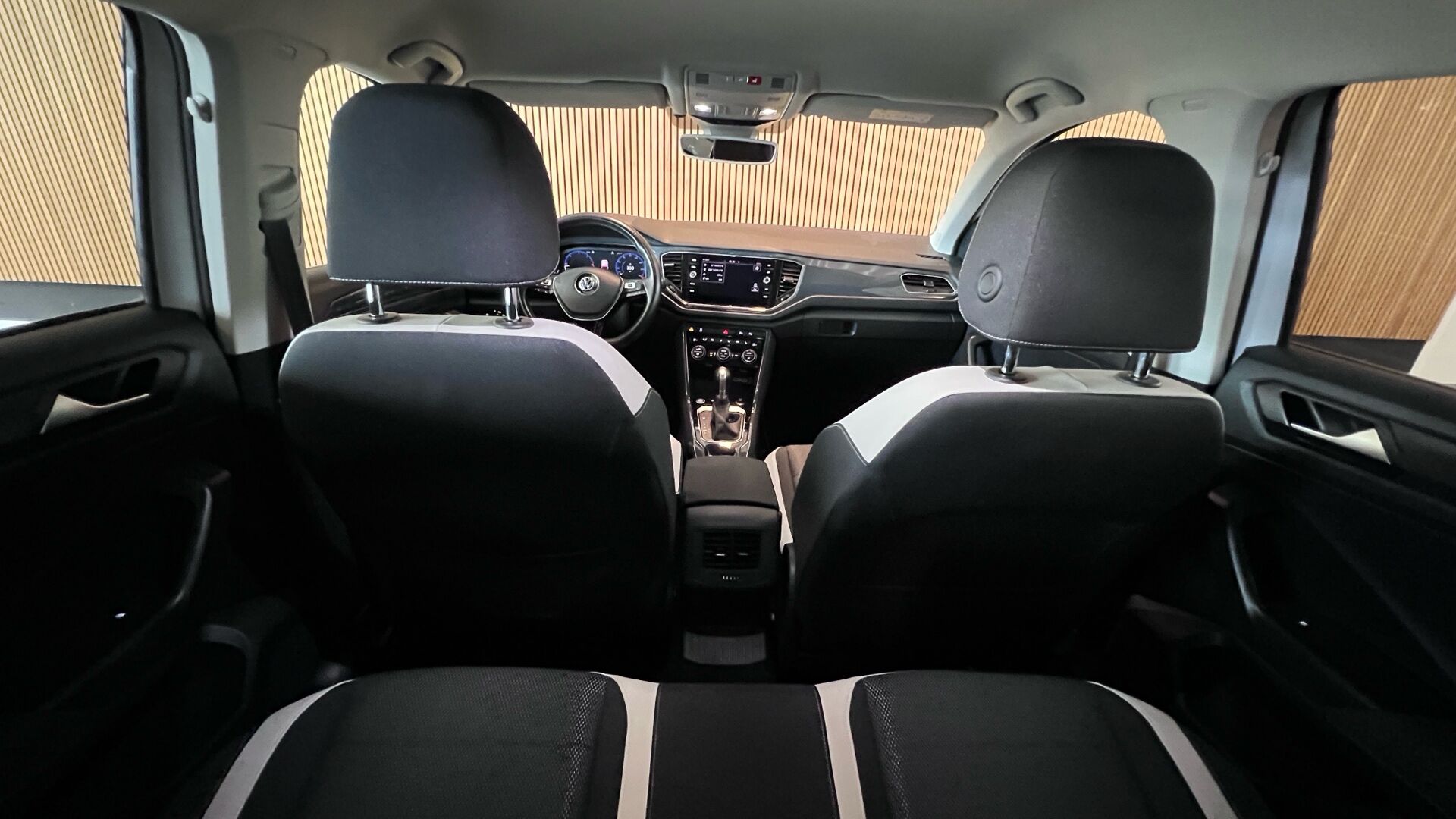 Billede af VW T-Roc 2,0 TDI SCR Style Connect DSG 150HK 5d 7g Aut.