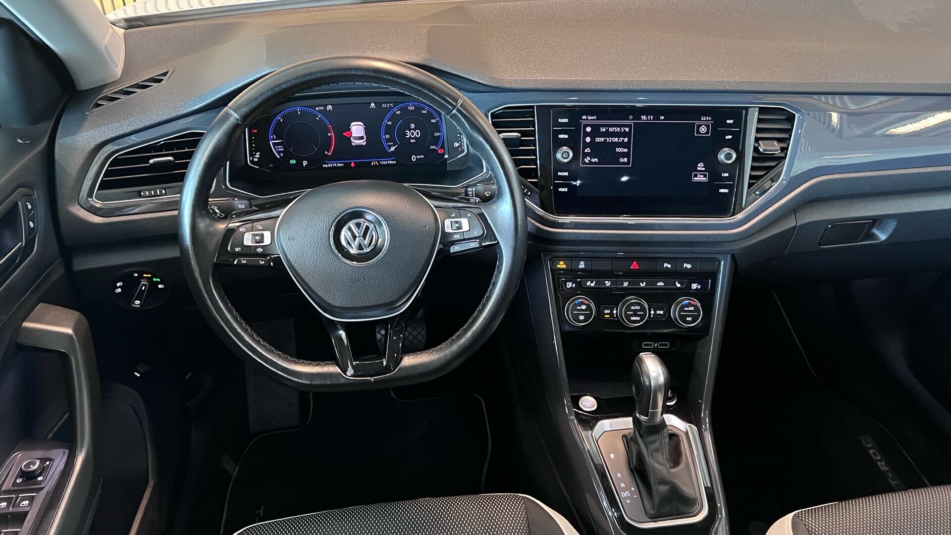 Billede af VW T-Roc 2,0 TDI SCR Style Connect DSG 150HK 5d 7g Aut.