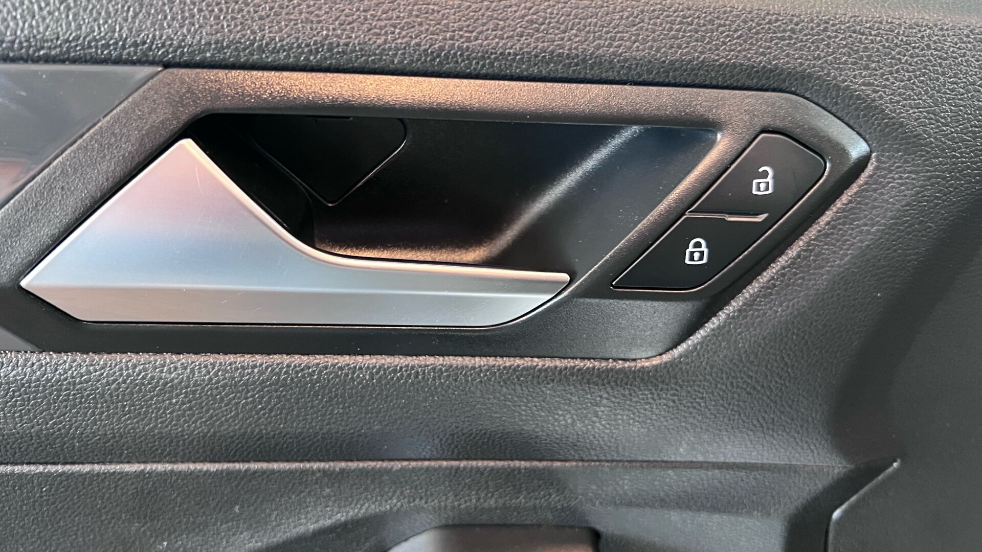 Billede af VW T-Roc 2,0 TDI SCR Style Connect DSG 150HK 5d 7g Aut.