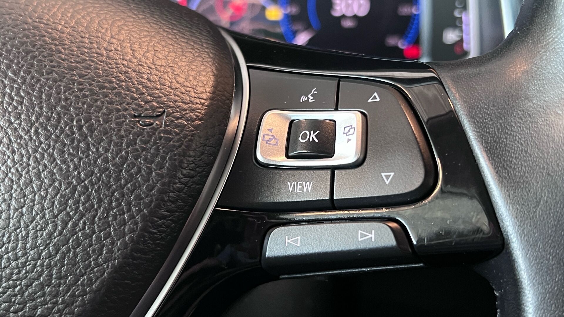 Billede af VW T-Roc 2,0 TDI SCR Style Connect DSG 150HK 5d 7g Aut.