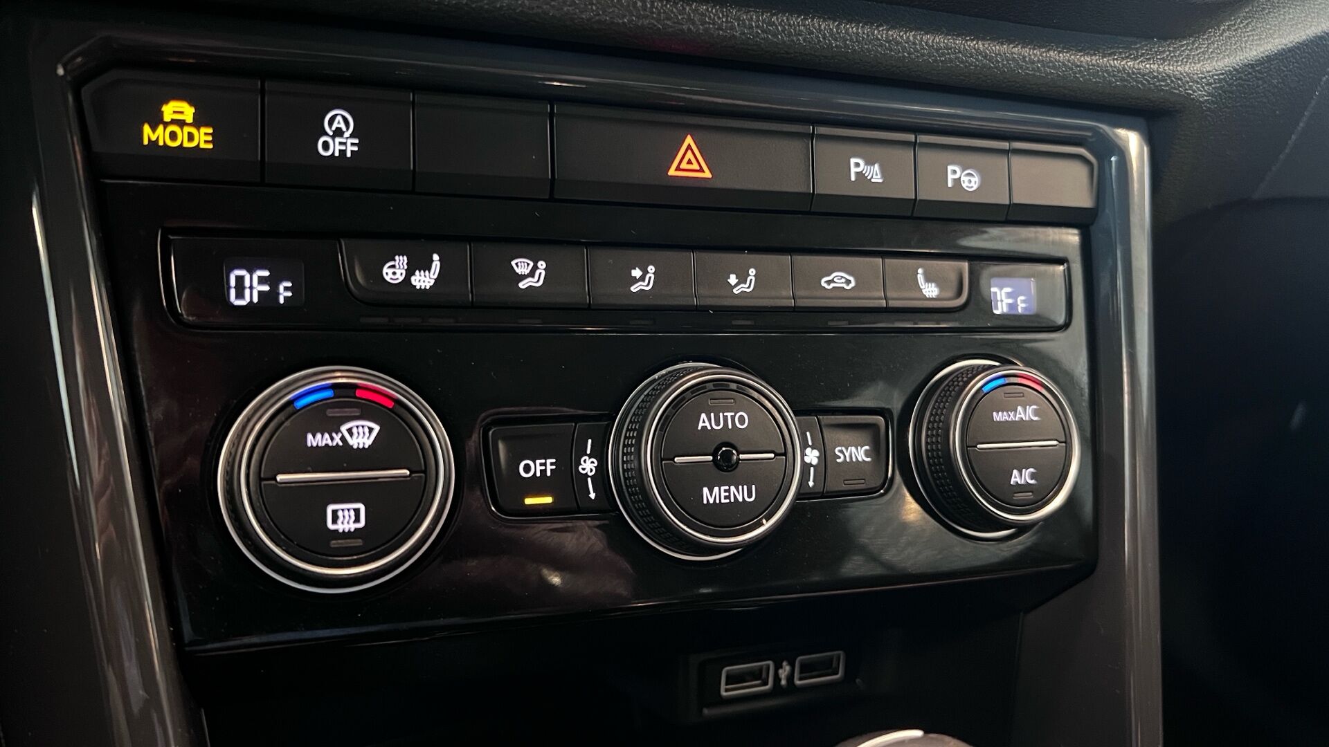 Billede af VW T-Roc 2,0 TDI SCR Style Connect DSG 150HK 5d 7g Aut.