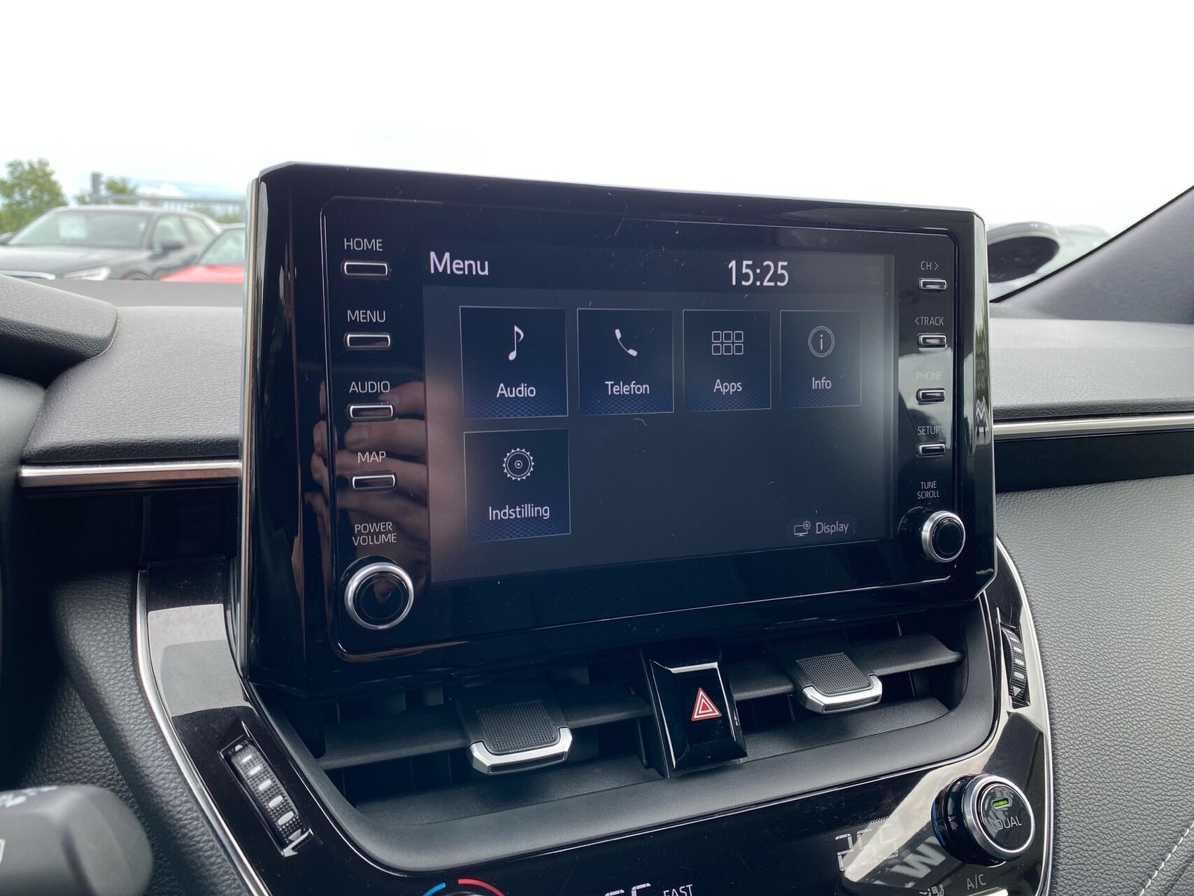Billede af Toyota Corolla Touring Sports 1,8 Hybrid H3 Design E-CVT 122HK Stc Trinl. Gear