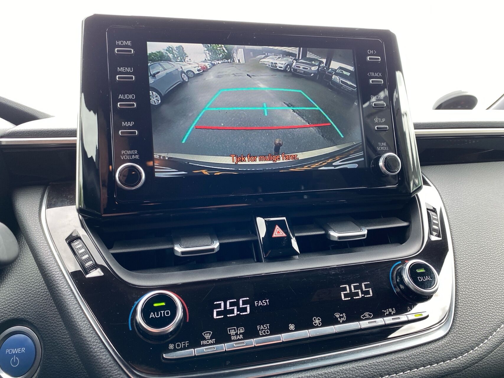 Billede af Toyota Corolla Touring Sports 1,8 Hybrid H3 Design E-CVT 122HK Stc Trinl. Gear