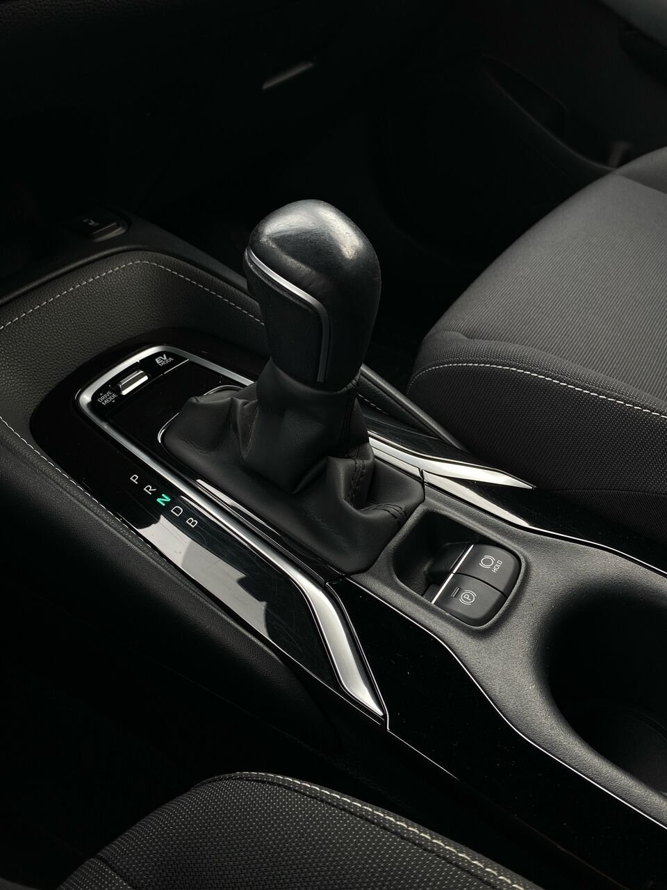 Billede af Toyota Corolla Touring Sports 1,8 Hybrid H3 Design E-CVT 122HK Stc Trinl. Gear