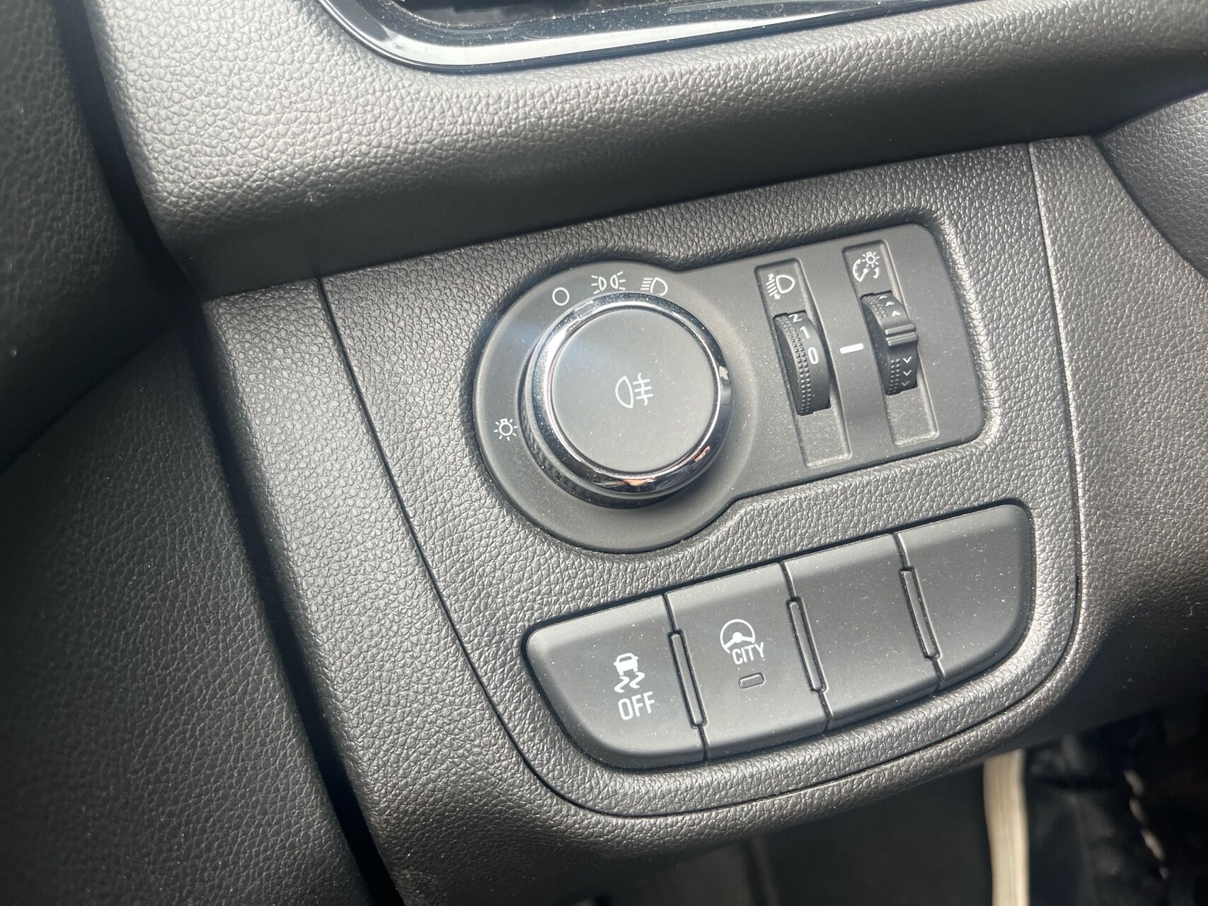 Billede af Opel Karl 1,0 Enjoy Easytronic 75HK 5d Aut.