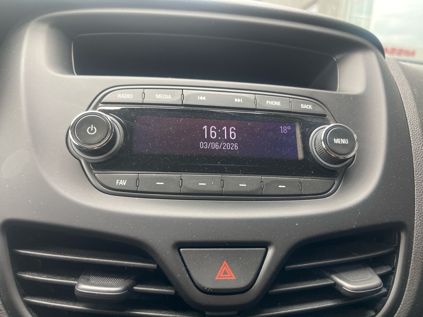 Billede af Opel Karl 1,0 Enjoy Easytronic 75HK 5d Aut.