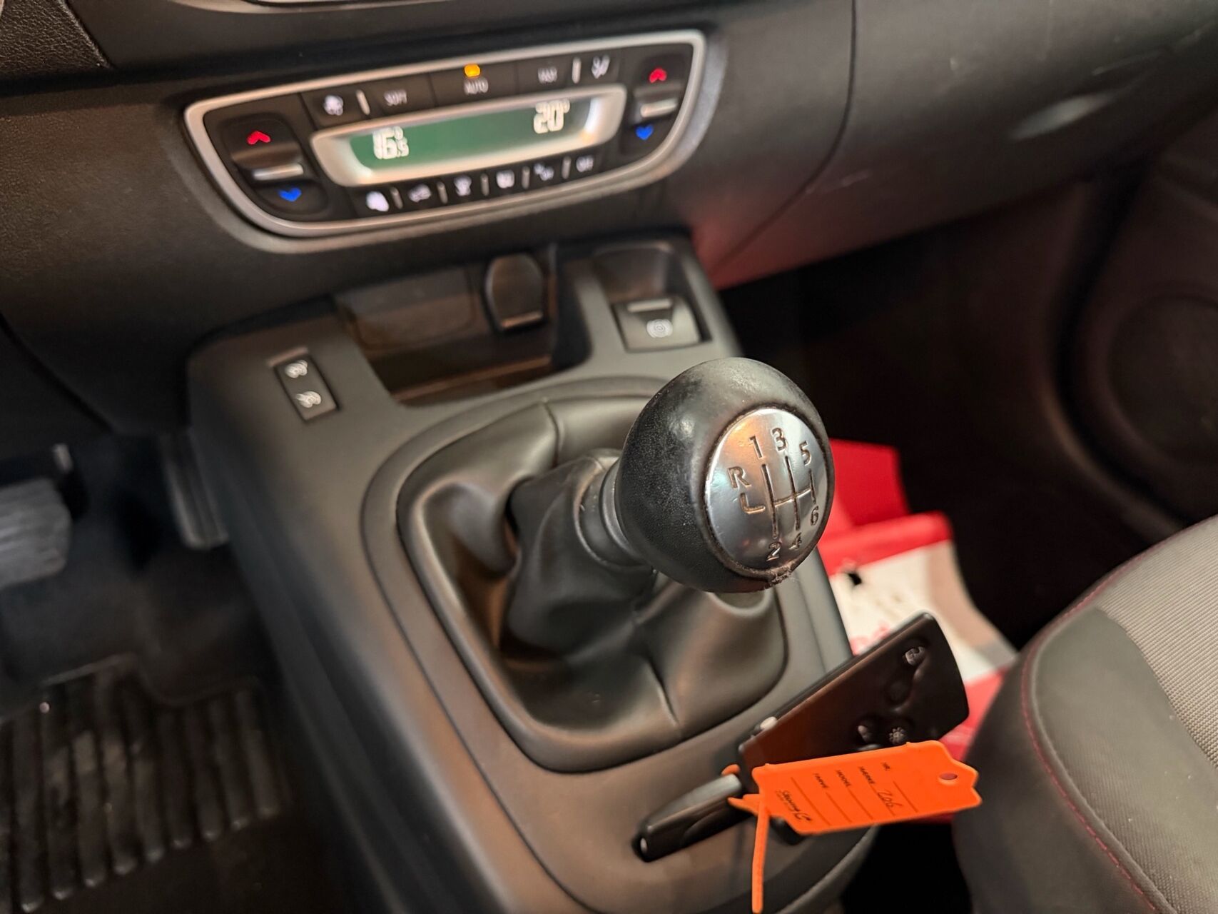 Billede af Renault Grand Scénic 1,5 DCI FAP Expression EDC 110HK Van 6g Aut.