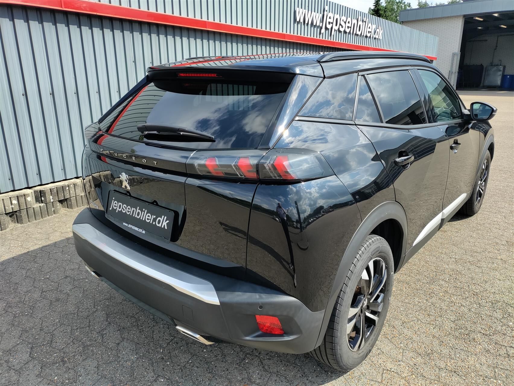 Billede af Peugeot 2008 1,2 PureTech Selection Sport 130HK 5d