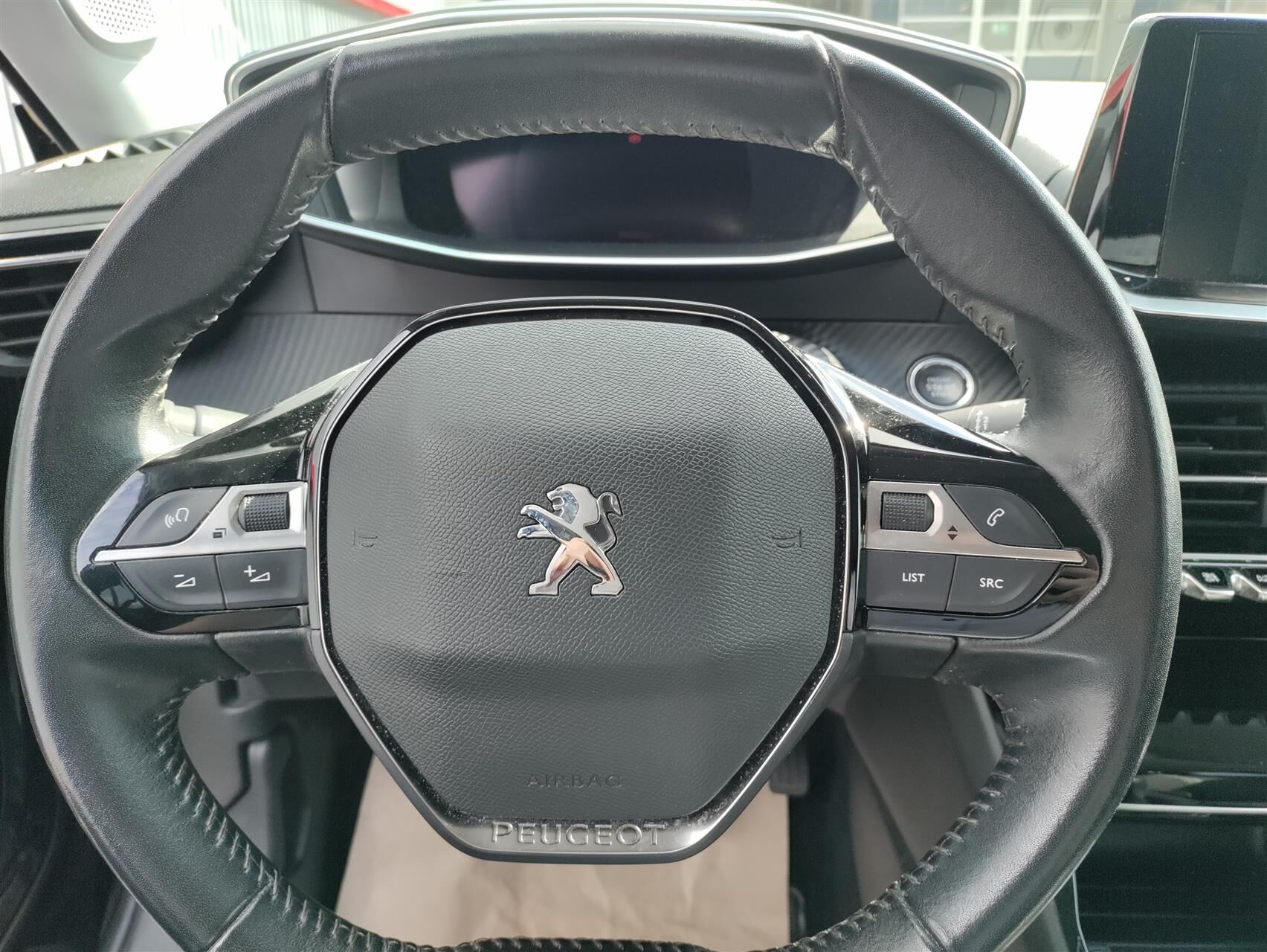 Billede af Peugeot 2008 1,2 PureTech Selection Sport 130HK 5d