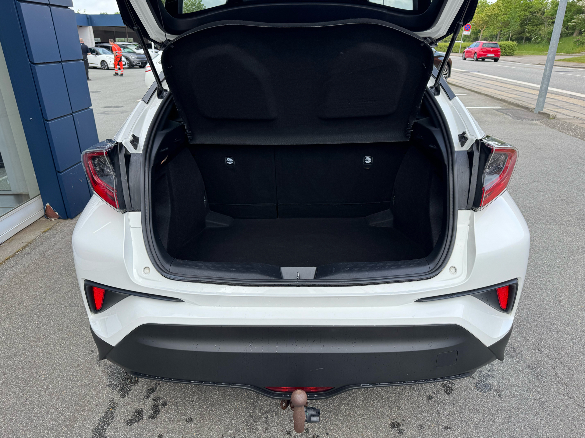 Billede af Toyota C-HR 1,8 Hybrid C-LUB Multidrive S 122HK 5d Aut.