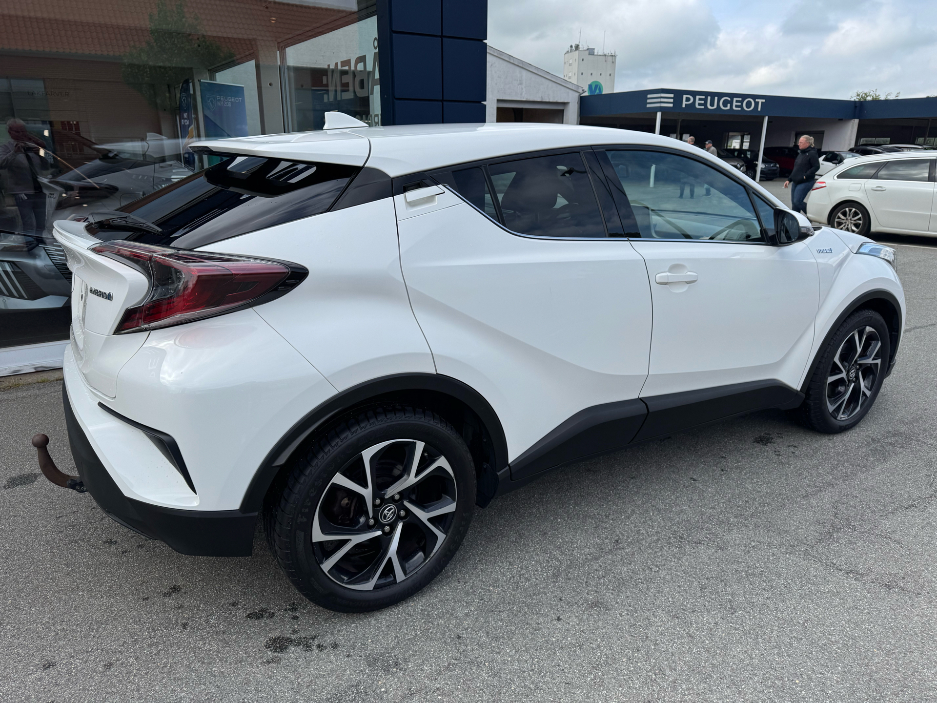 Billede af Toyota C-HR 1,8 Hybrid C-LUB Multidrive S 122HK 5d Aut.