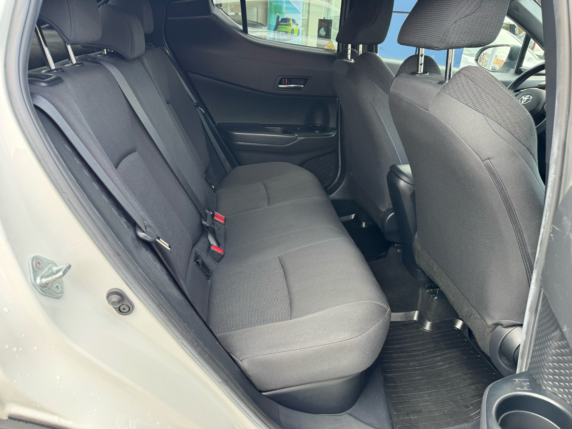 Billede af Toyota C-HR 1,8 Hybrid C-LUB Multidrive S 122HK 5d Aut.