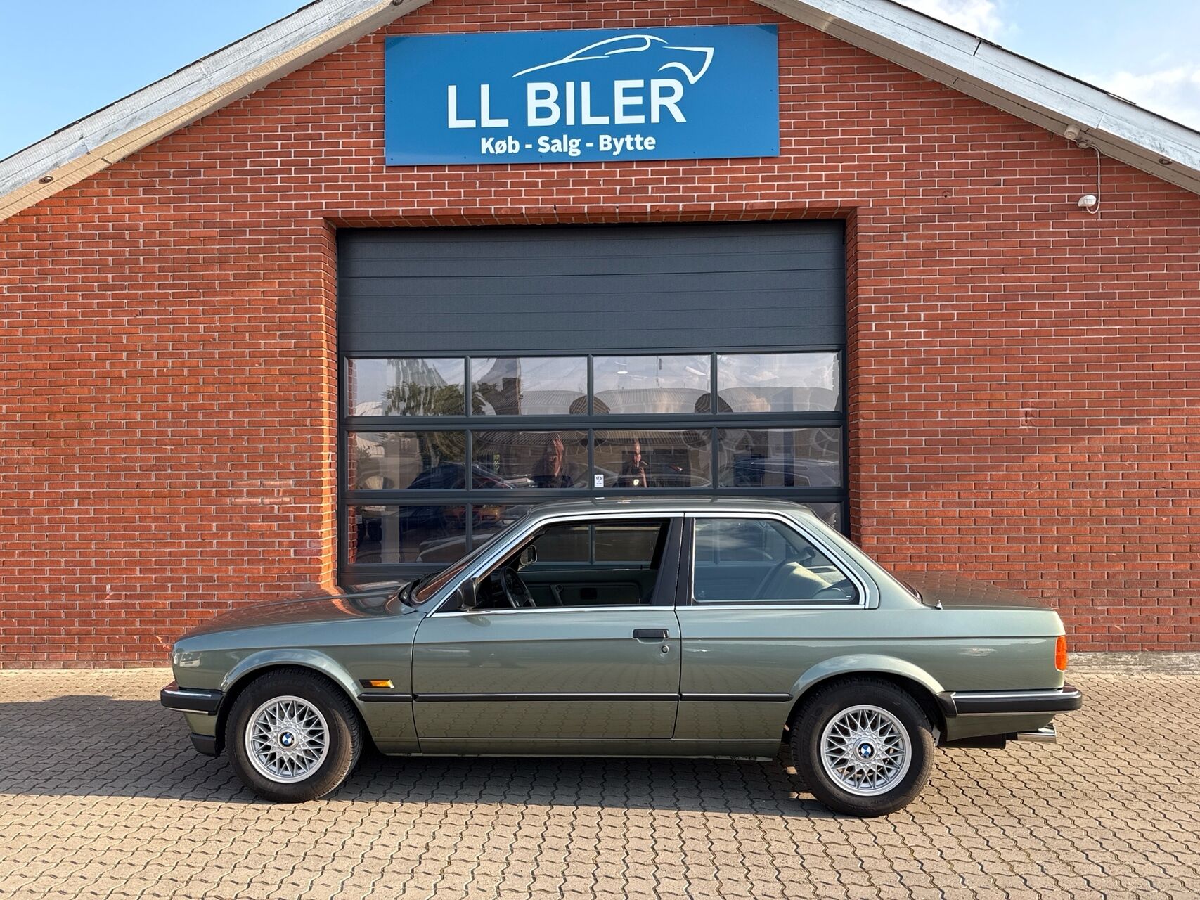 Billede af BMW 320 2,0 122HK 2d