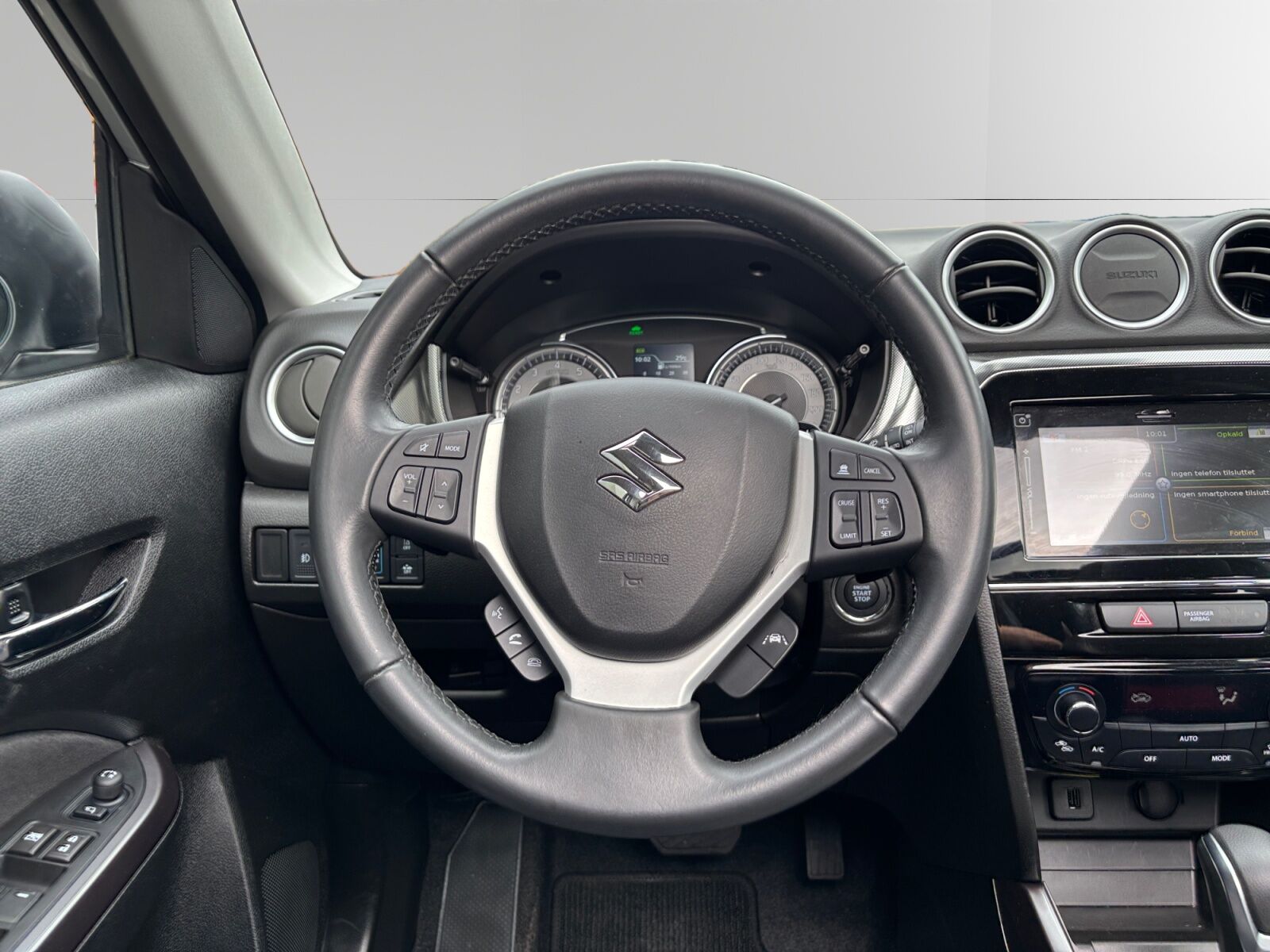 Billede af Suzuki Vitara 1,5 Hybrid Adventure AGS 102HK 5d 6g Aut.