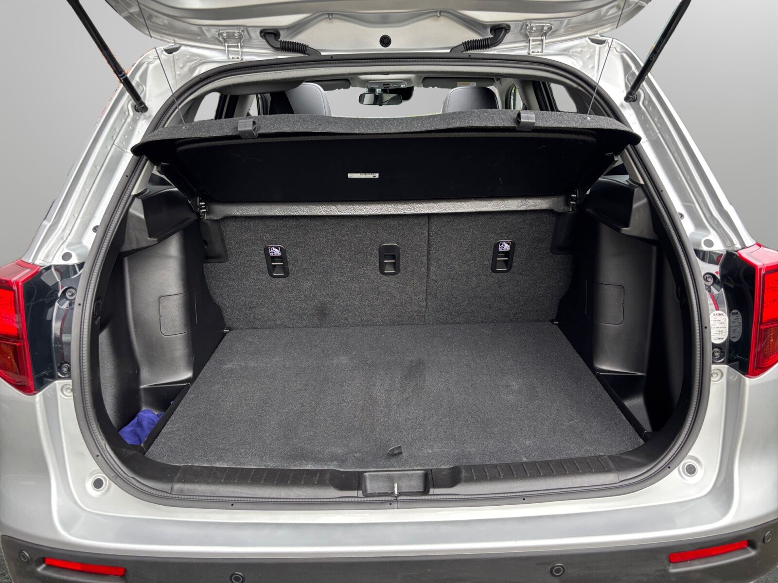 Billede af Suzuki Vitara 1,5 Hybrid Adventure AGS 102HK 5d 6g Aut.